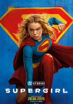  Supergirl _ Sneak show